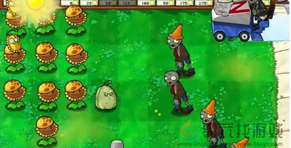 植物大战僵尸杂交版挑战模式第32关通关攻略(图1)